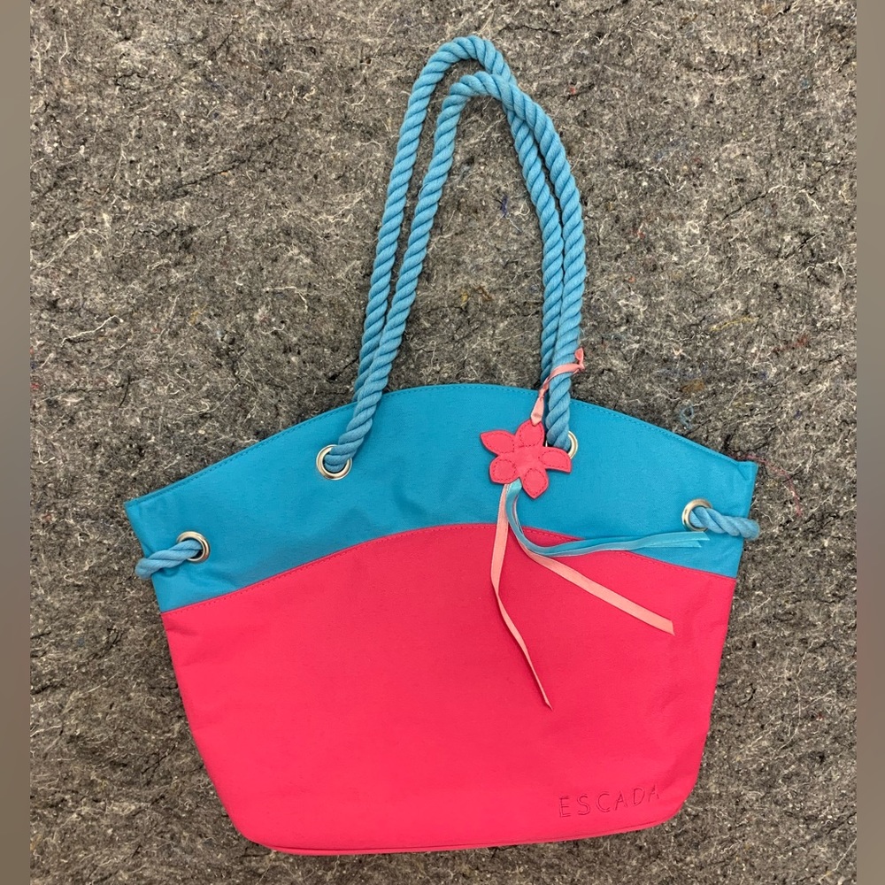 Escada summer tote bag